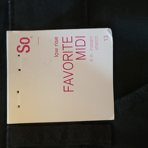 🆕️ SO Juniors Low Rise Favorite Midi Jean Shorts Size 13 - Picture 5 of 6